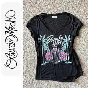 Lauren Moshi “Beverly Hills” vneck tee